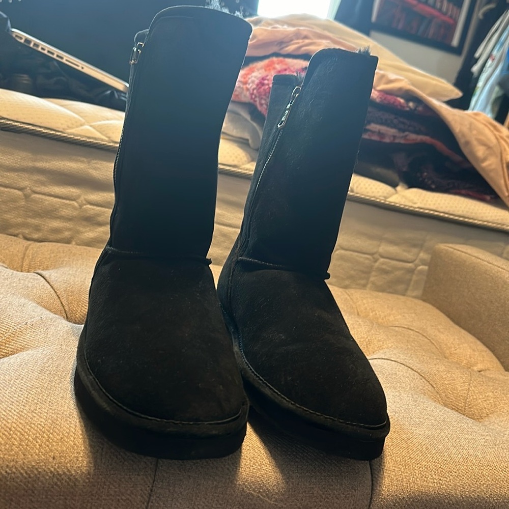 Lamo boots